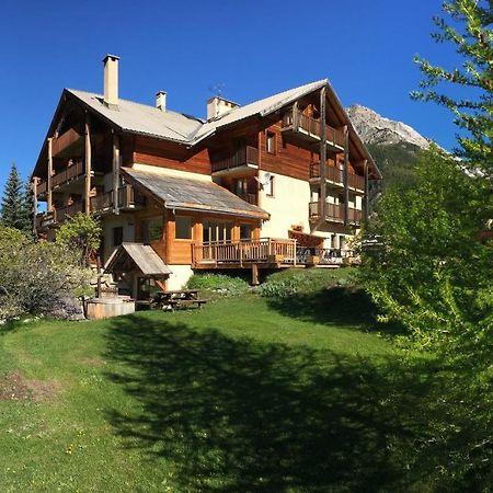 Hotel L'Echaillon Nevache Bagian luar foto
