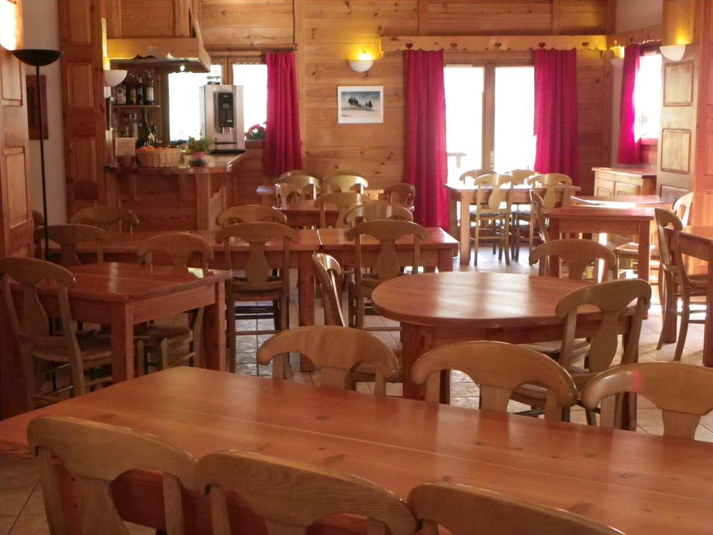 Hotel L'Echaillon Nevache Bagian luar foto