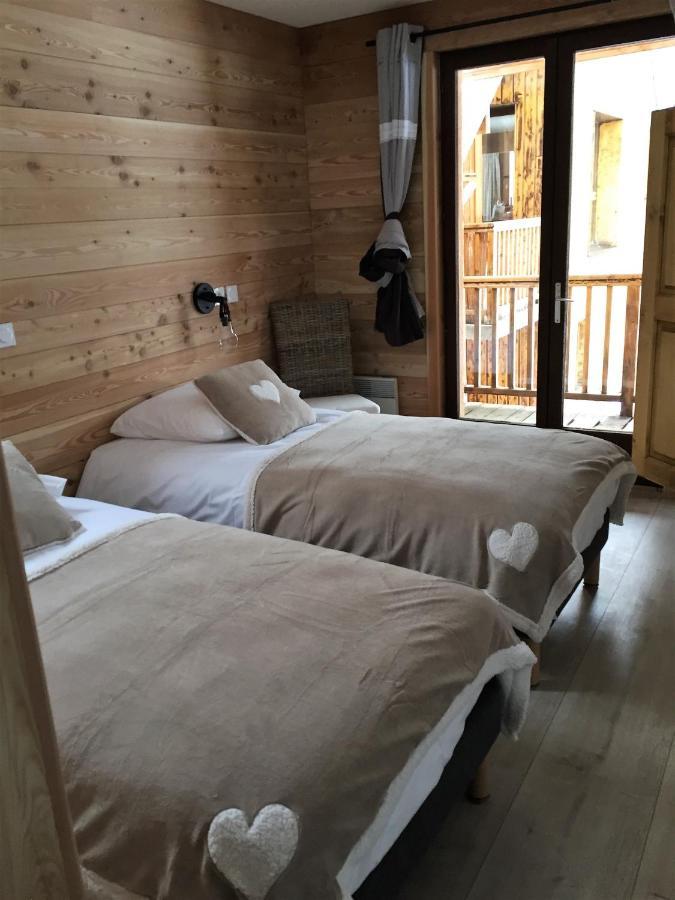 Hotel L'Echaillon Nevache Bagian luar foto