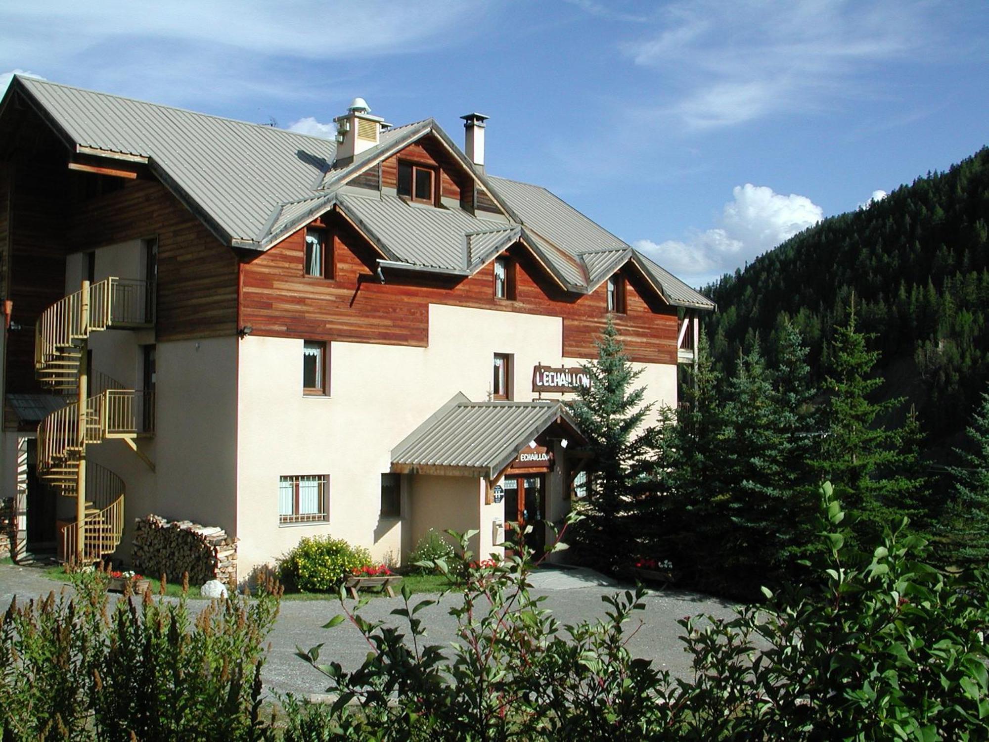 Hotel L'Echaillon Nevache Bagian luar foto